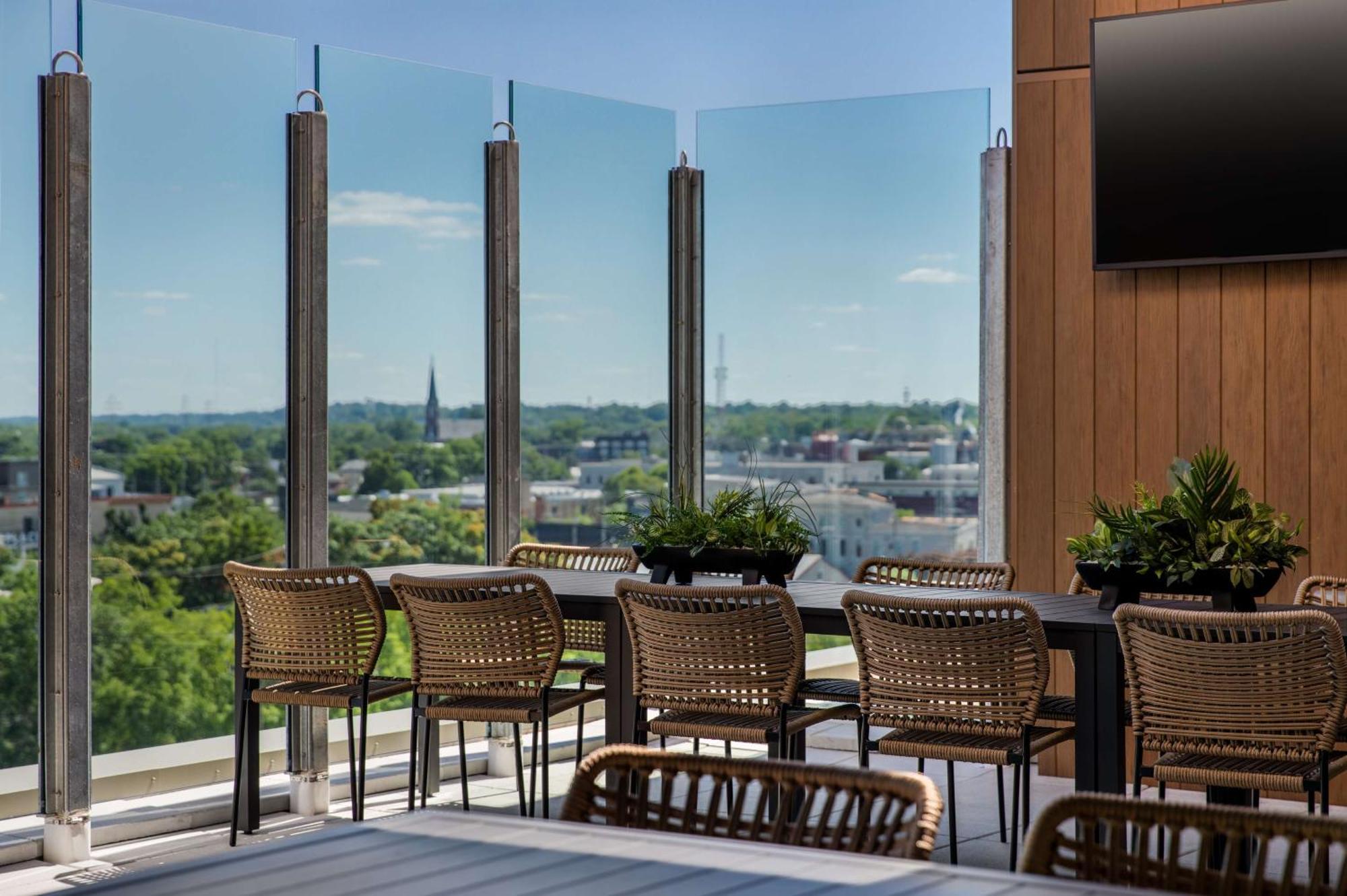 Tempo By Hilton Louisville Downtown Nulu Exterior photo